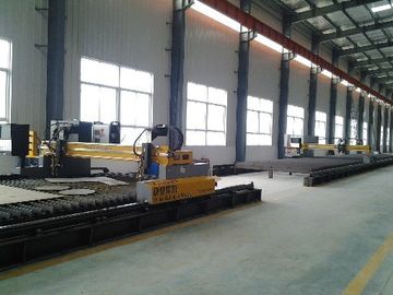 CNC Plasma Cutting Machines , Metal Pipe Cutting Machine Φ 60 - Φ 600 mm